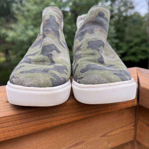 Steve Madden size 9 Shane Suede Leather Camo Wedge Sneakers Booties - Picture 5 of 11